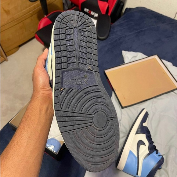 Obsidian Blue Jordan 1s 💠 - Picture 4 of 7